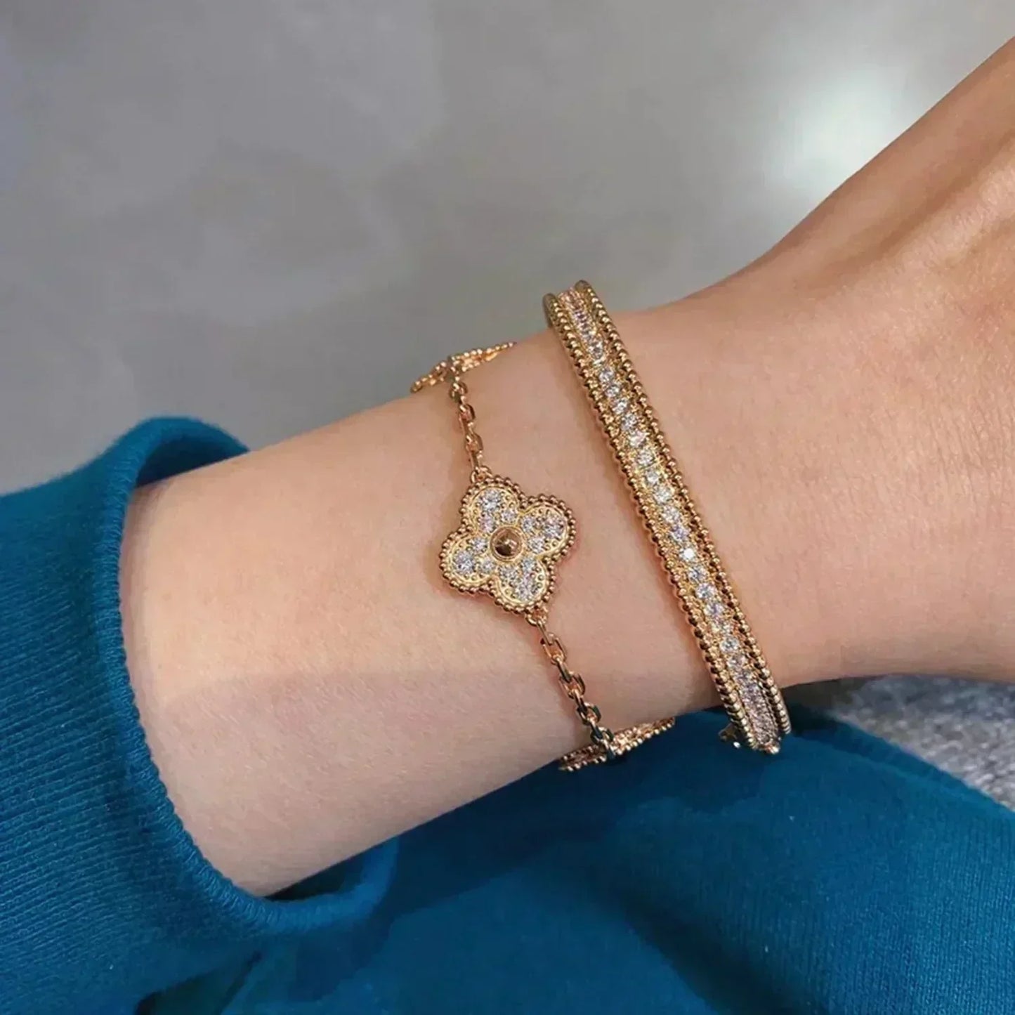 DIANA CLOVER 5 MOTIFS FULL DIAMOND BRACELET
