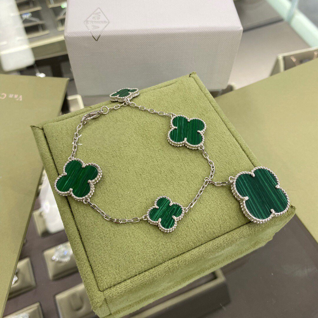 DIANA CLOVER 5 MOTIFS SIVLER MALACHITE BRACELET