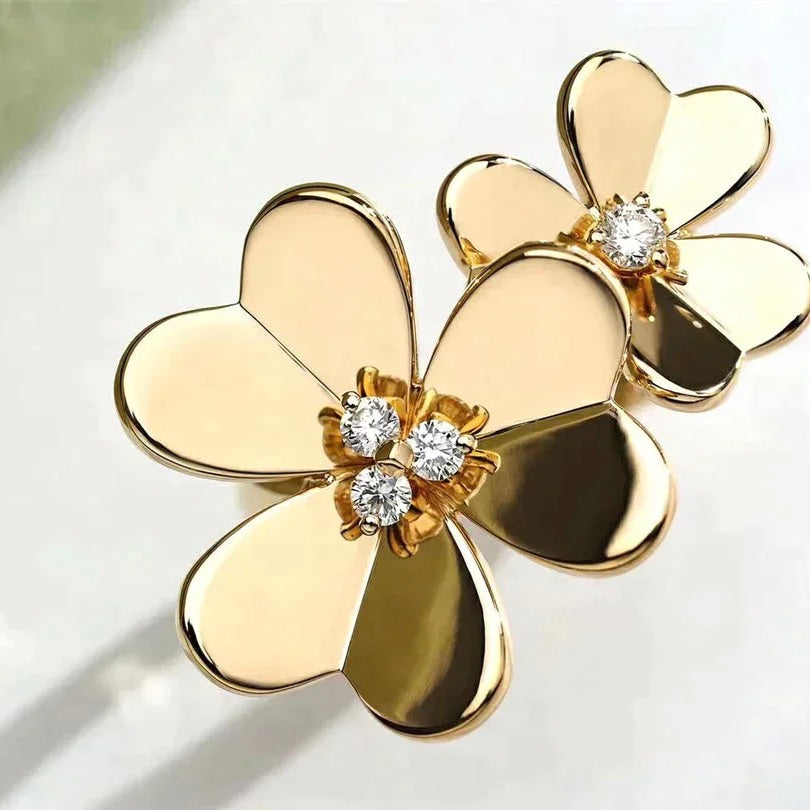 DIANA CLOVER COMOS GOLD DIAMOND RING