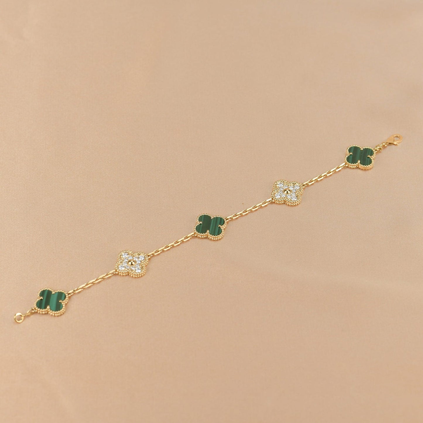 DIANA CLOVER 5 MOTIF MALACHITE DIAMOND BRACELET
