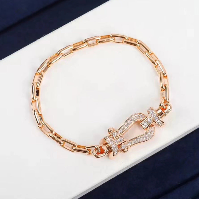 DIANA FORCE LARGE HORSESHOE CLASP METAL BRACELET