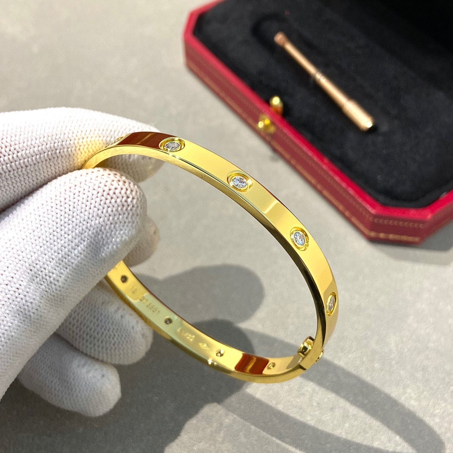 DIANA LOVE BRACELET 6.1MM 10 DIAMONDS