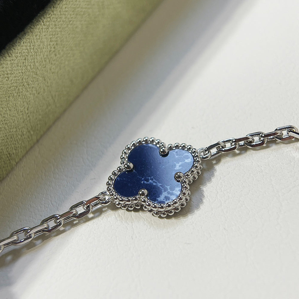DIANA CLOVER 5 MOTIF PIETERSITE SILVER BRACELET