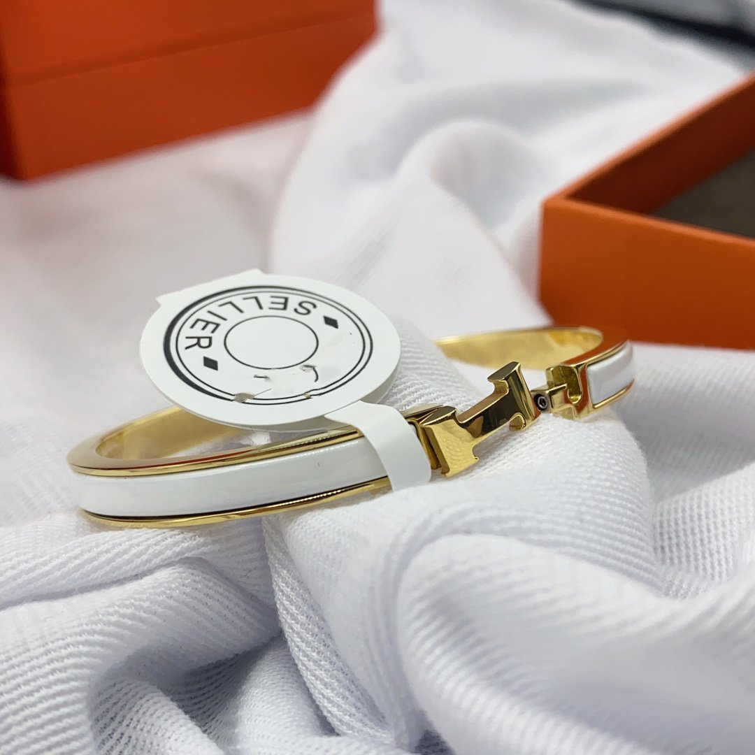 DIANA CLASSIC HM CLIC WHITE 8MM ENAMEL BRACELET