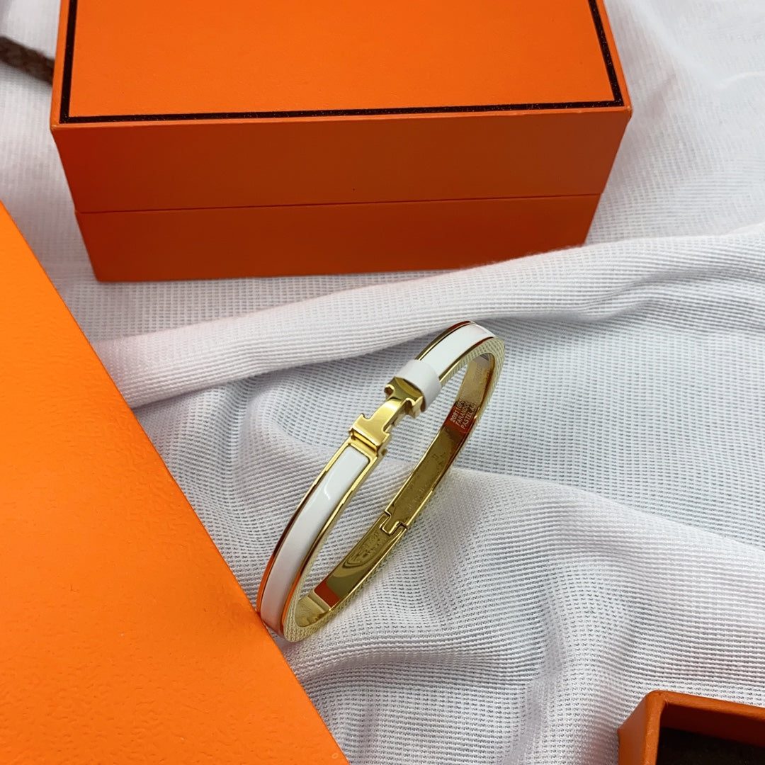 DIANA CLASSIC HM CLIC WHITE 8MM ENAMEL BRACELET