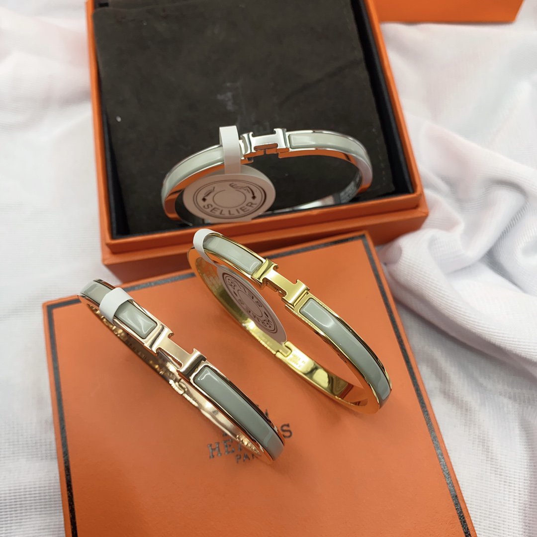 DIANA CLASSIC HM CLIC GREEN 8MM ENAMEL BRACELET