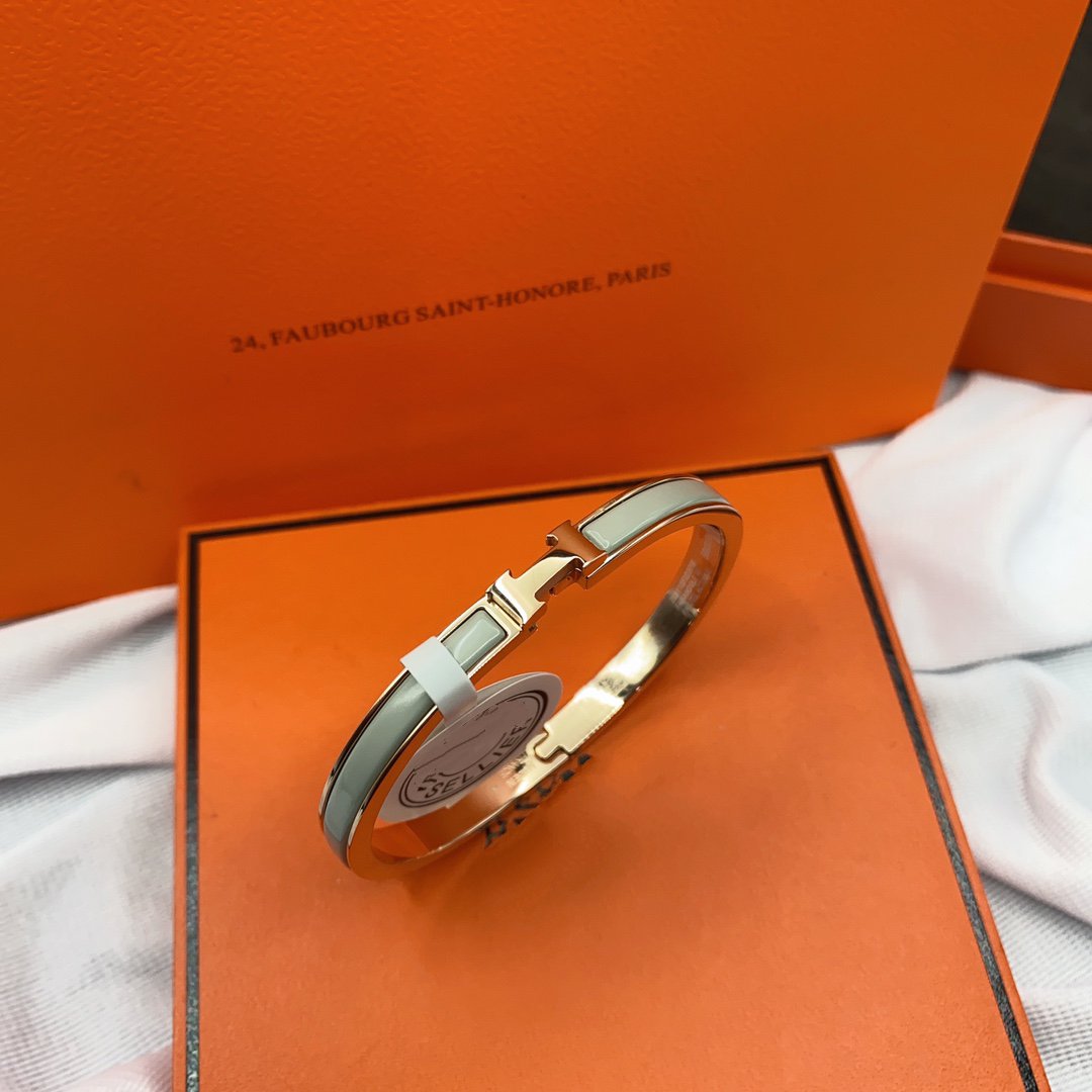 DIANA CLASSIC HM CLIC GREEN 8MM ENAMEL BRACELET