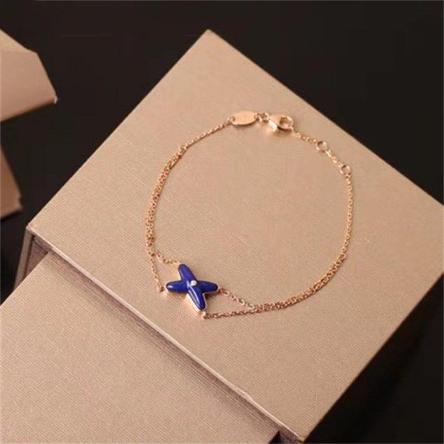 DIANA Hollow Design Four-Leaf Clover Flower Shape Ring