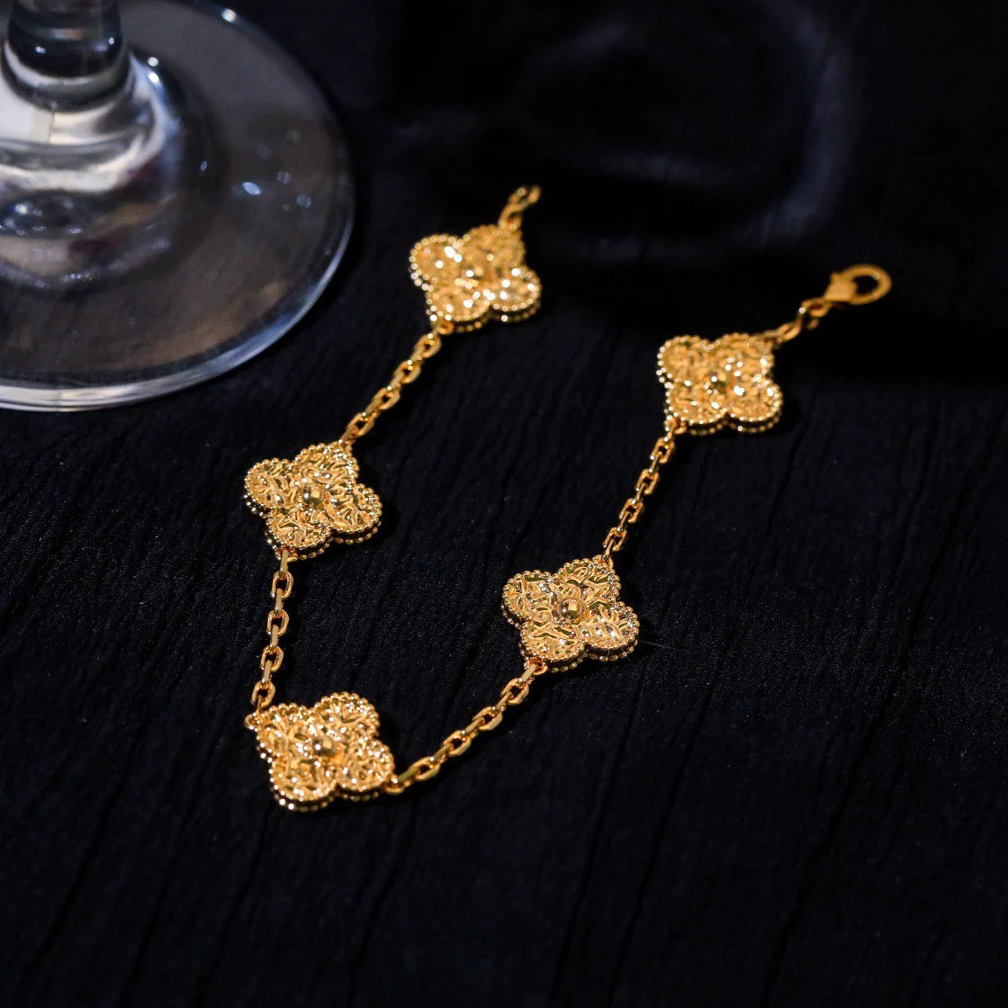 DIANA CLOVER 5 MOTIFS BRONZING BRACELET