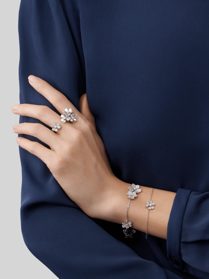 DIANA FRIVOLE SILVER FLOWER DIAMOND BRACELET