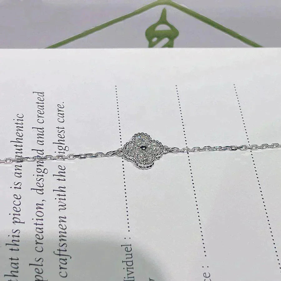 DIANA CLOVER SINGLE FLOWER BRACELET SILVER