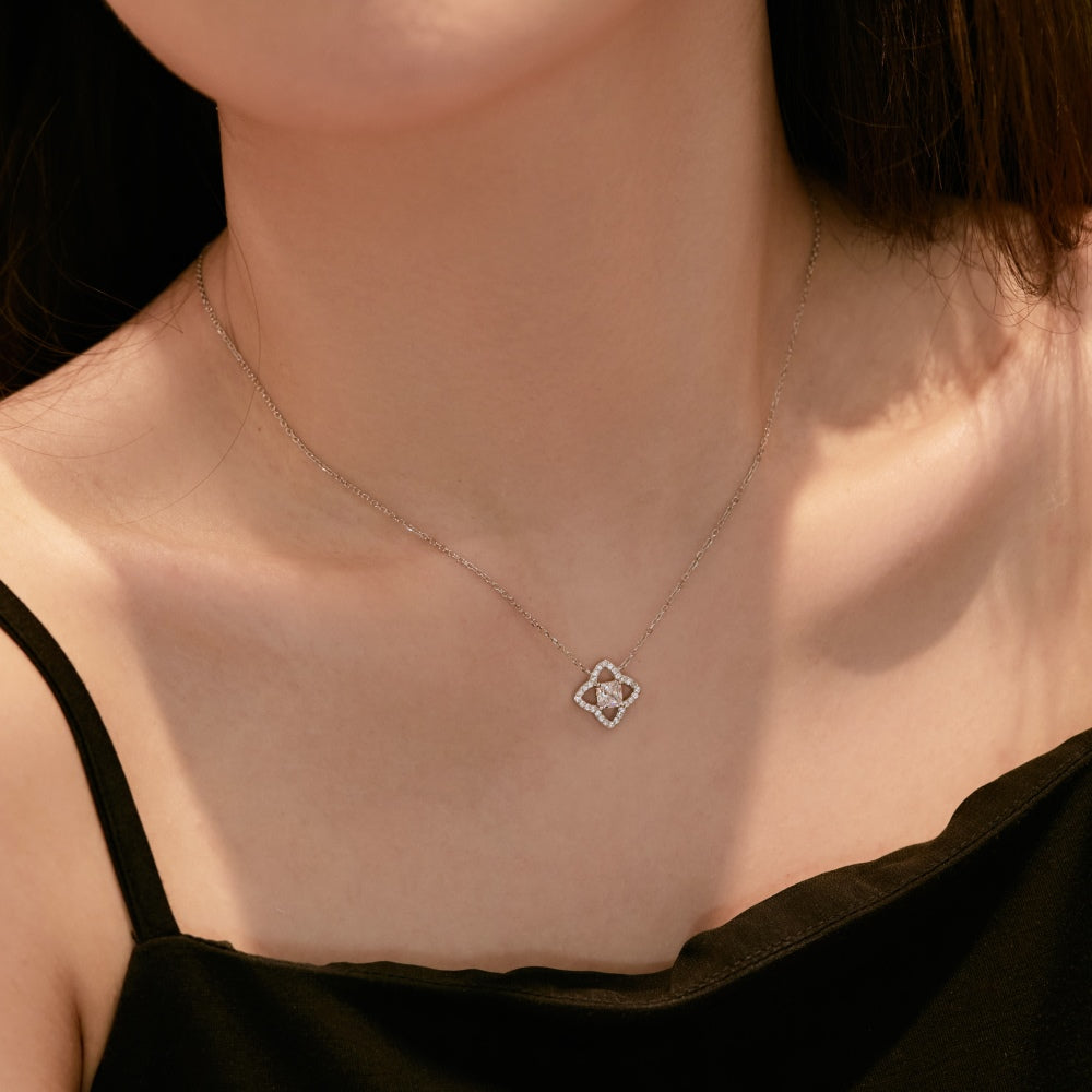 [HOT]Exquisite Flower Shape Princess Cut Necklace