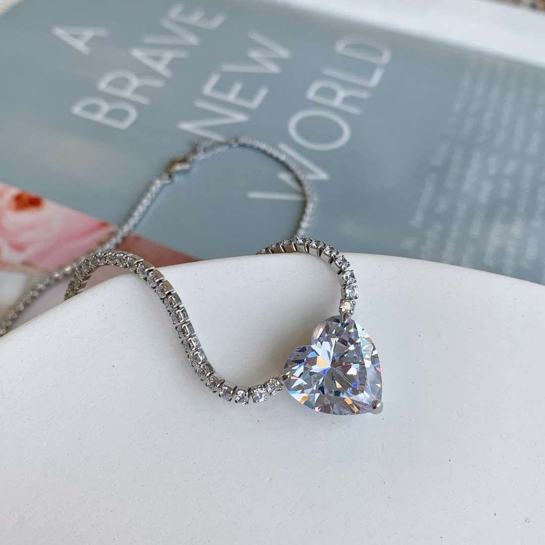 [HOT]8.0 Carat Versatile Colorful Sweet Heart-Shaped Tennis Necklace