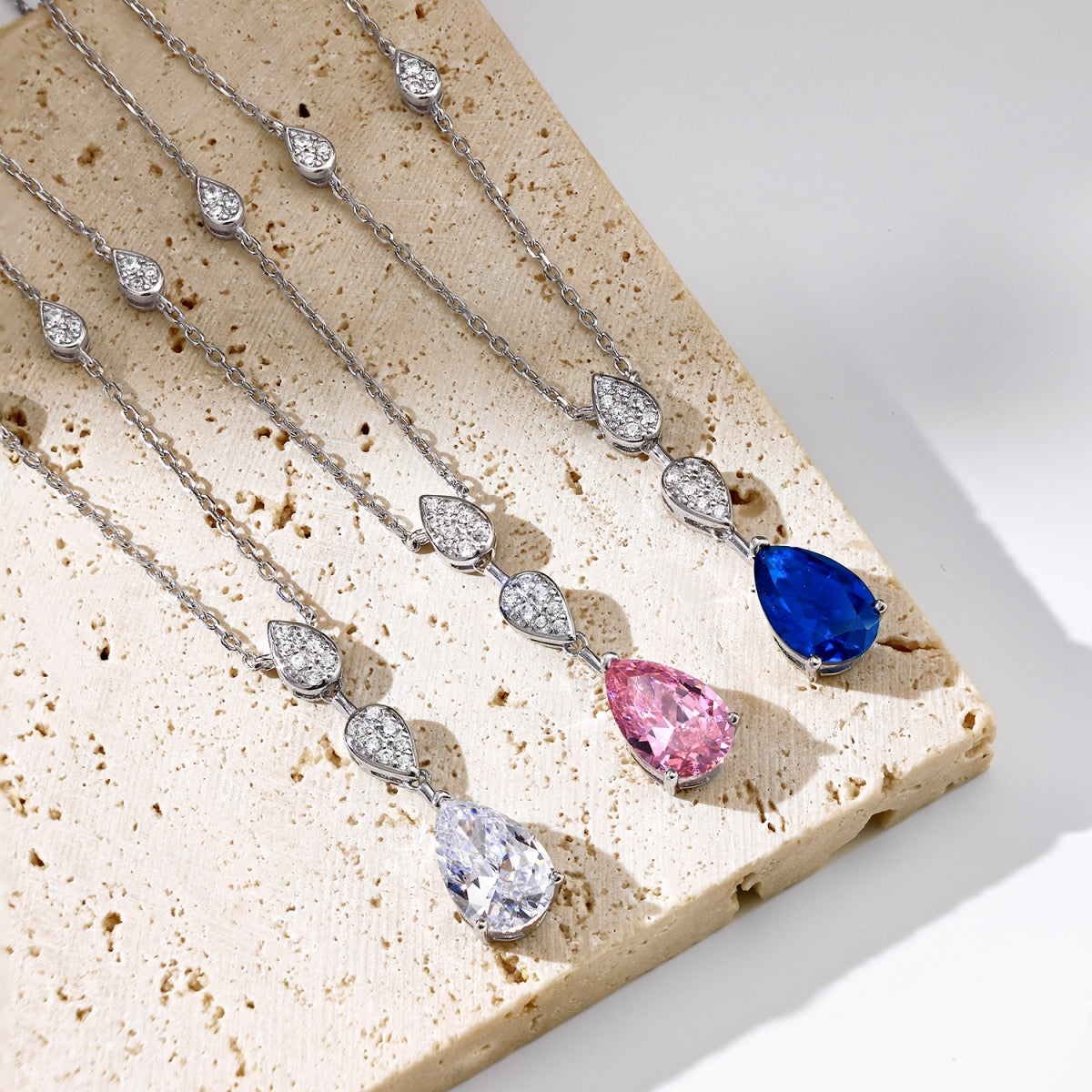 [HOT]Dazzling Pear Cut Necklace