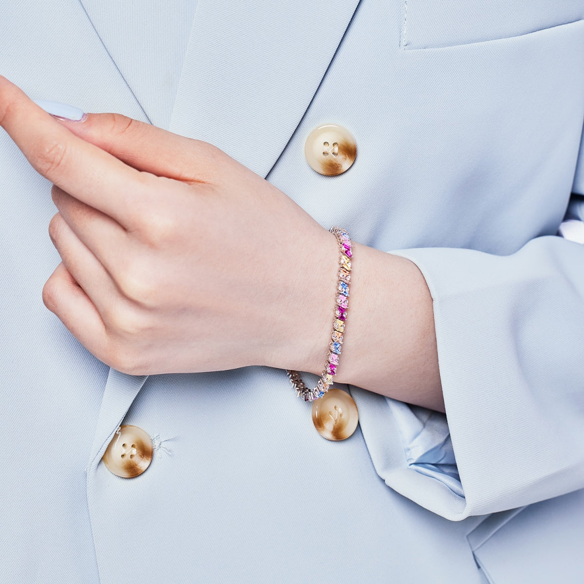[HOT]Ornate Sparkling Multi Cut Party Bracelet