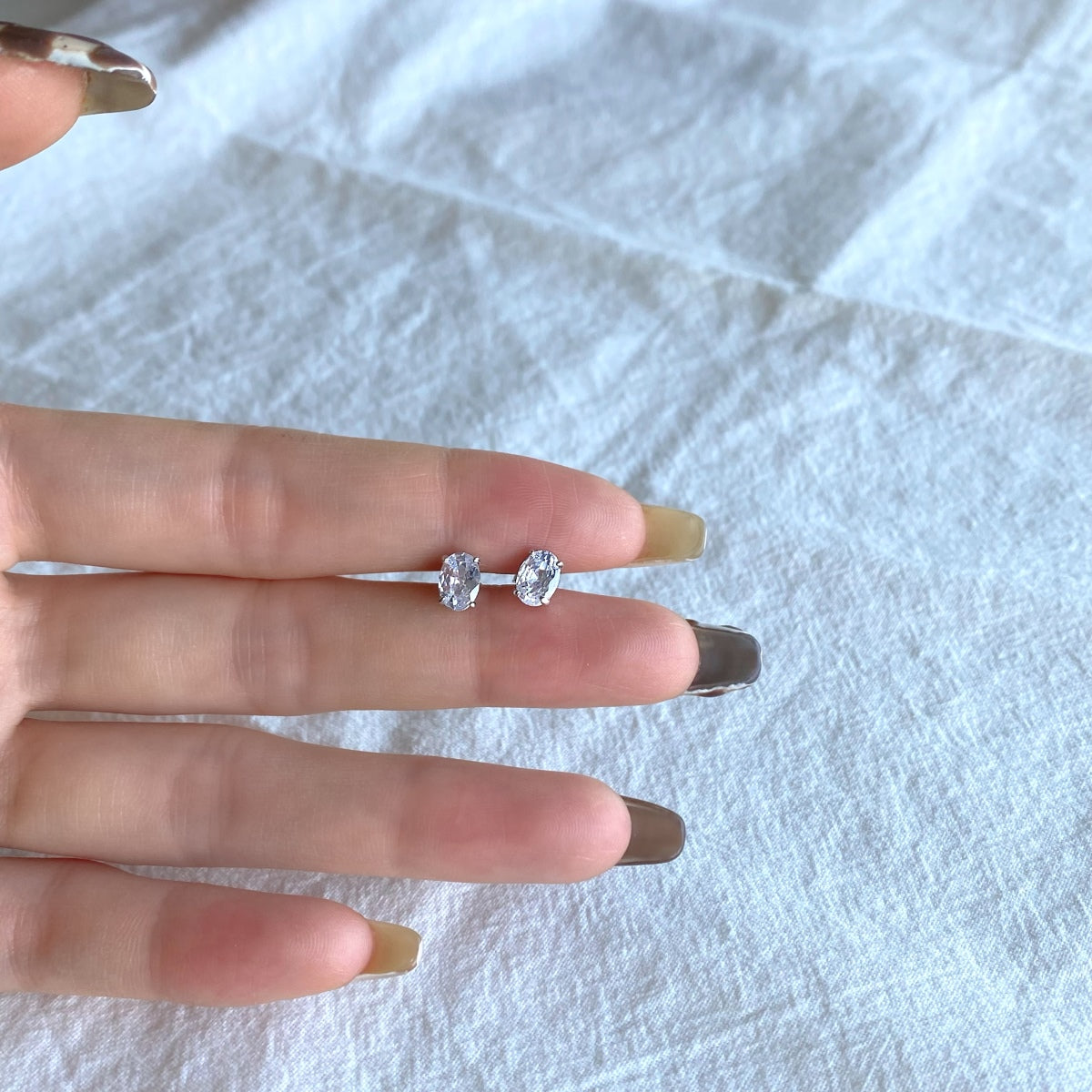 [HOT]Oval Classic Dignified Elegant Earrings