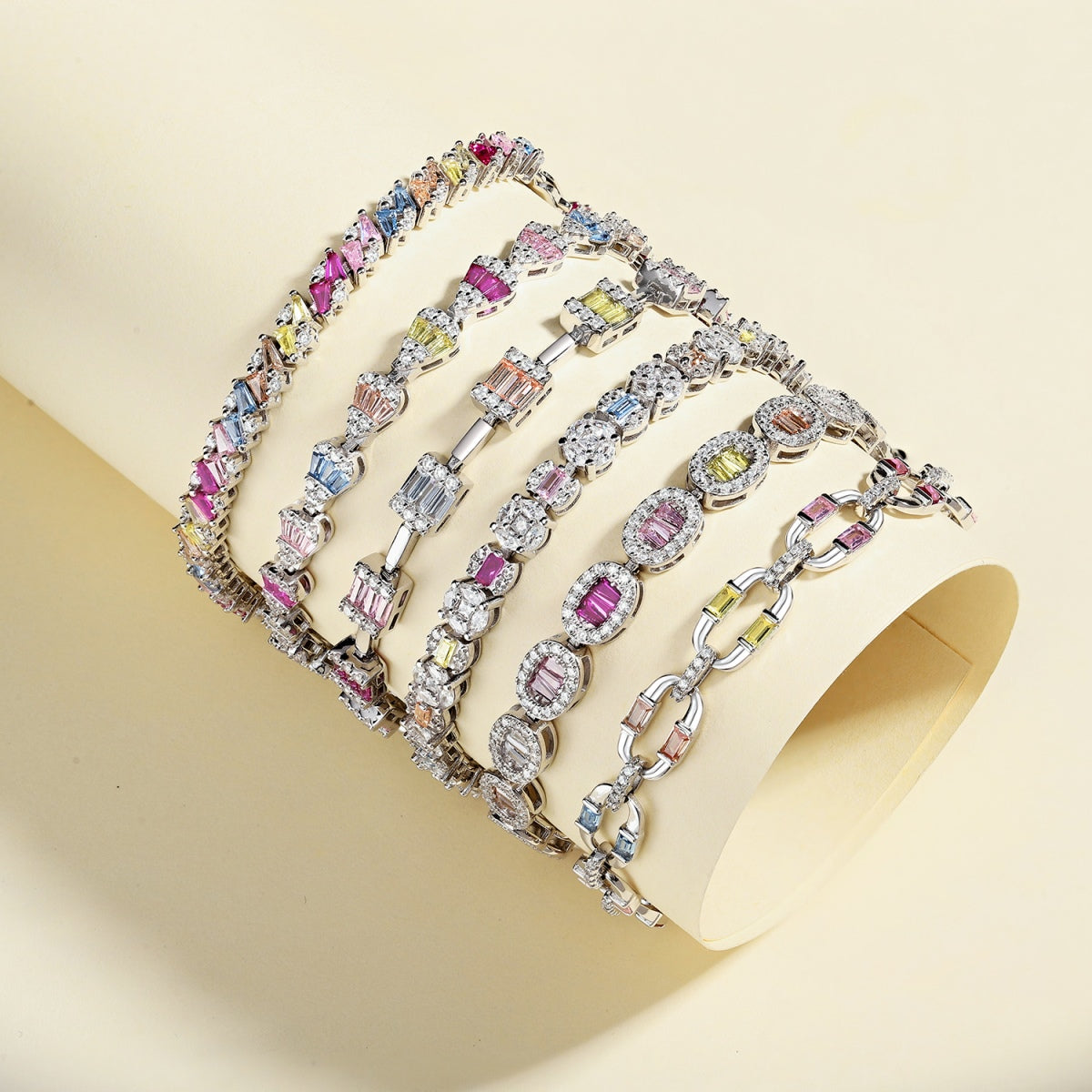 [HOT]Ornate Sparkling Multi Cut Party Bracelet