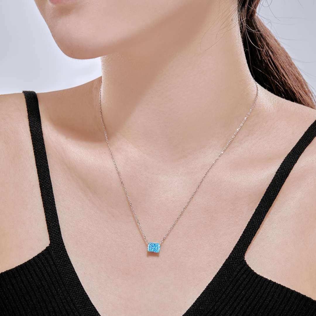 [HOT]Luxurious Square Shape Colorful Necalack