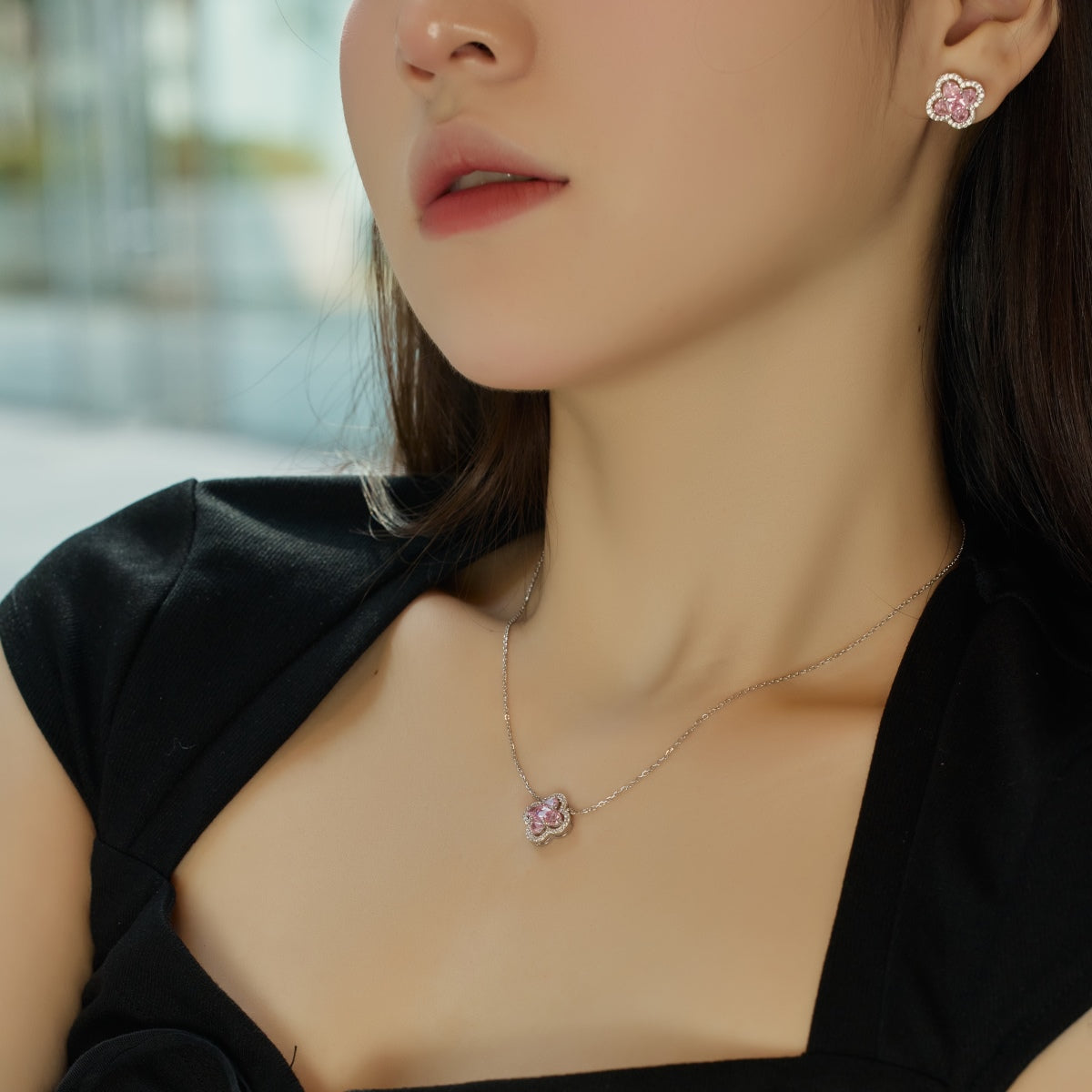 [HOT]Spliced Lucky Four-Leaf Clover Versatile Necklace