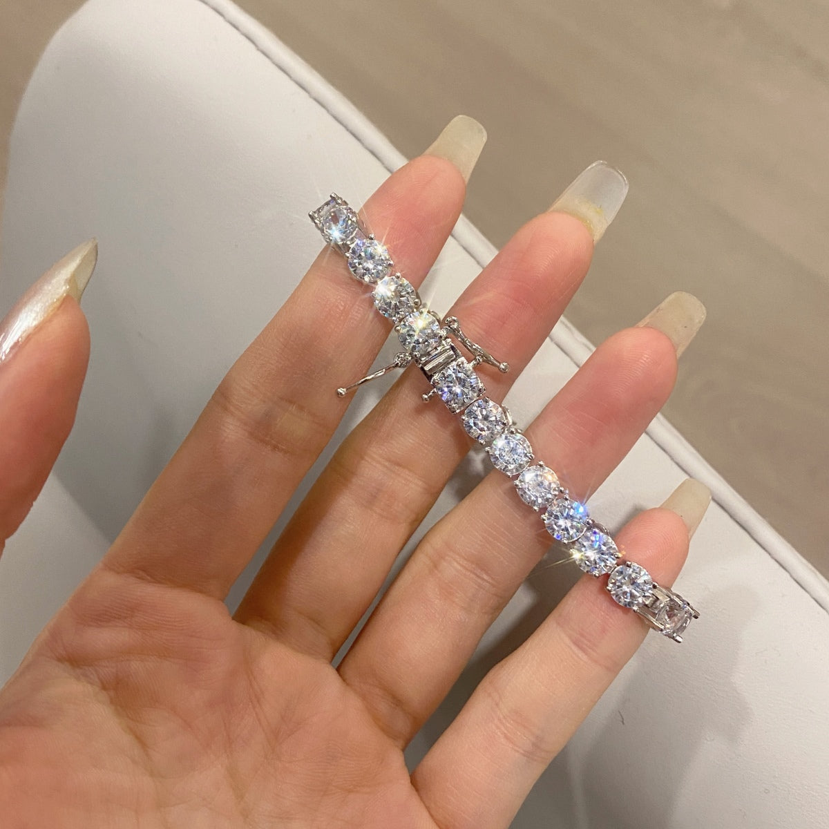 [HOT]Ornate Sparkling Round Cut Wedding Bracelet