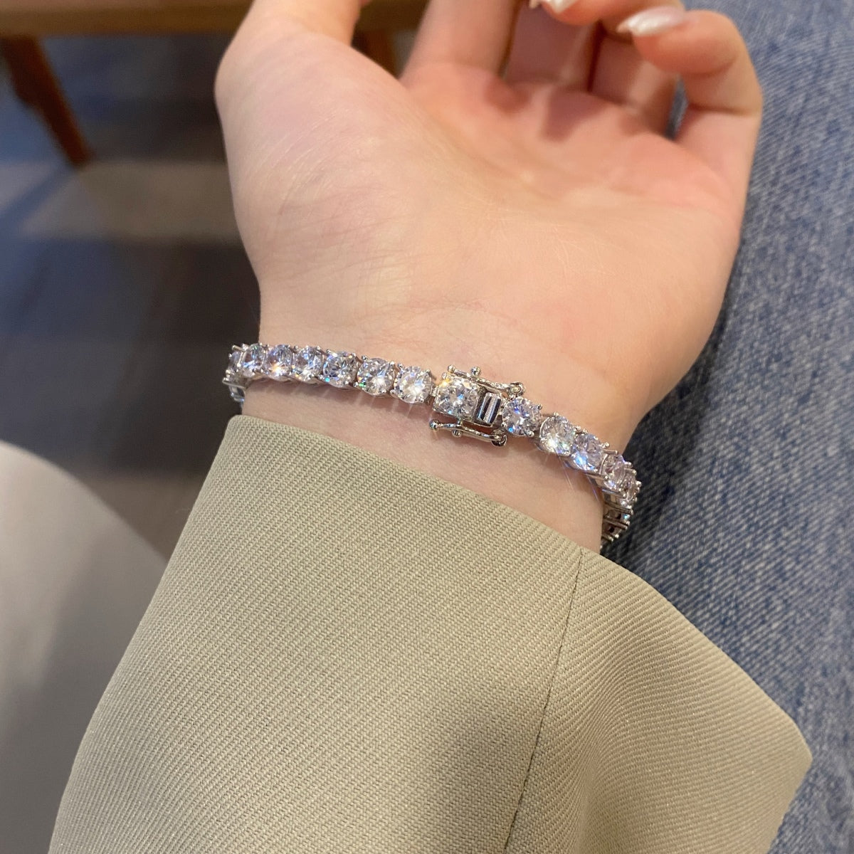 [HOT]Ornate Sparkling Round Cut Wedding Bracelet