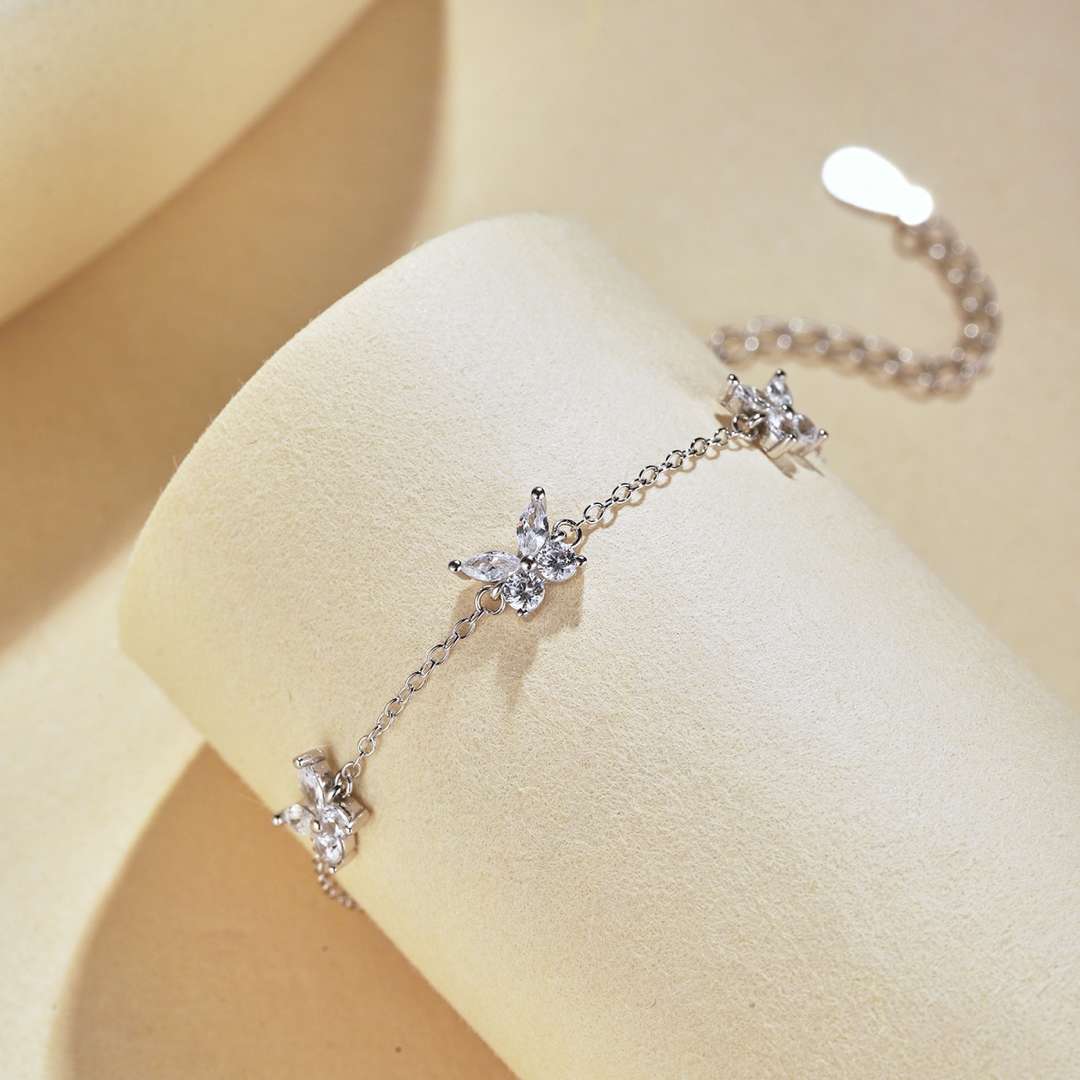 [HOT]Radiant Butterfly Shape Necklace