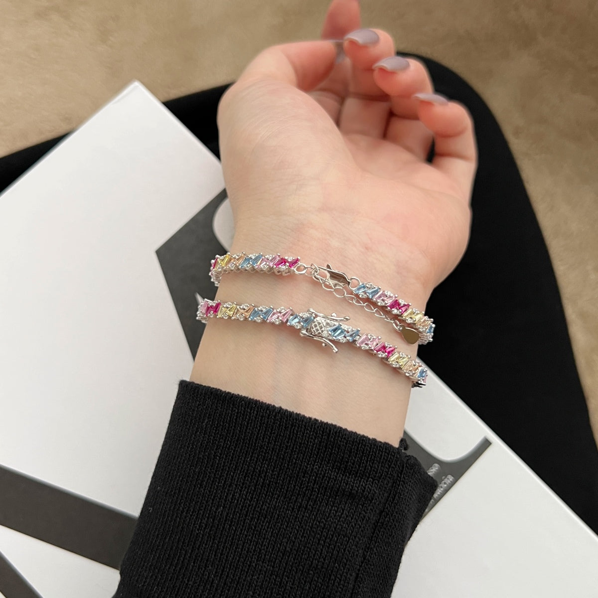 [HOT]Ornate Sparkling Multi Cut Party Bracelet