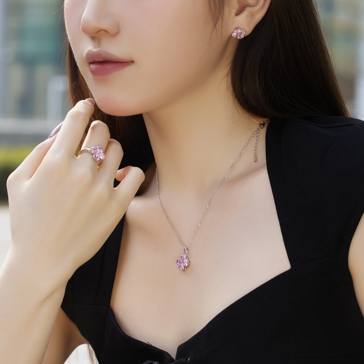 [HOT]Heart-Shaped Four-Leaf Clover Bead Necklace