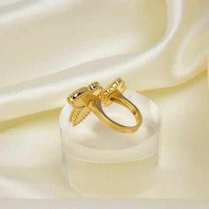 DIANA LUCKY BETWEEN THE FINGER RING