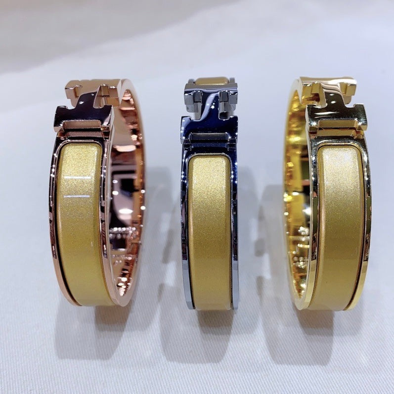 DIANA H CHAMPAGNE BRACELET