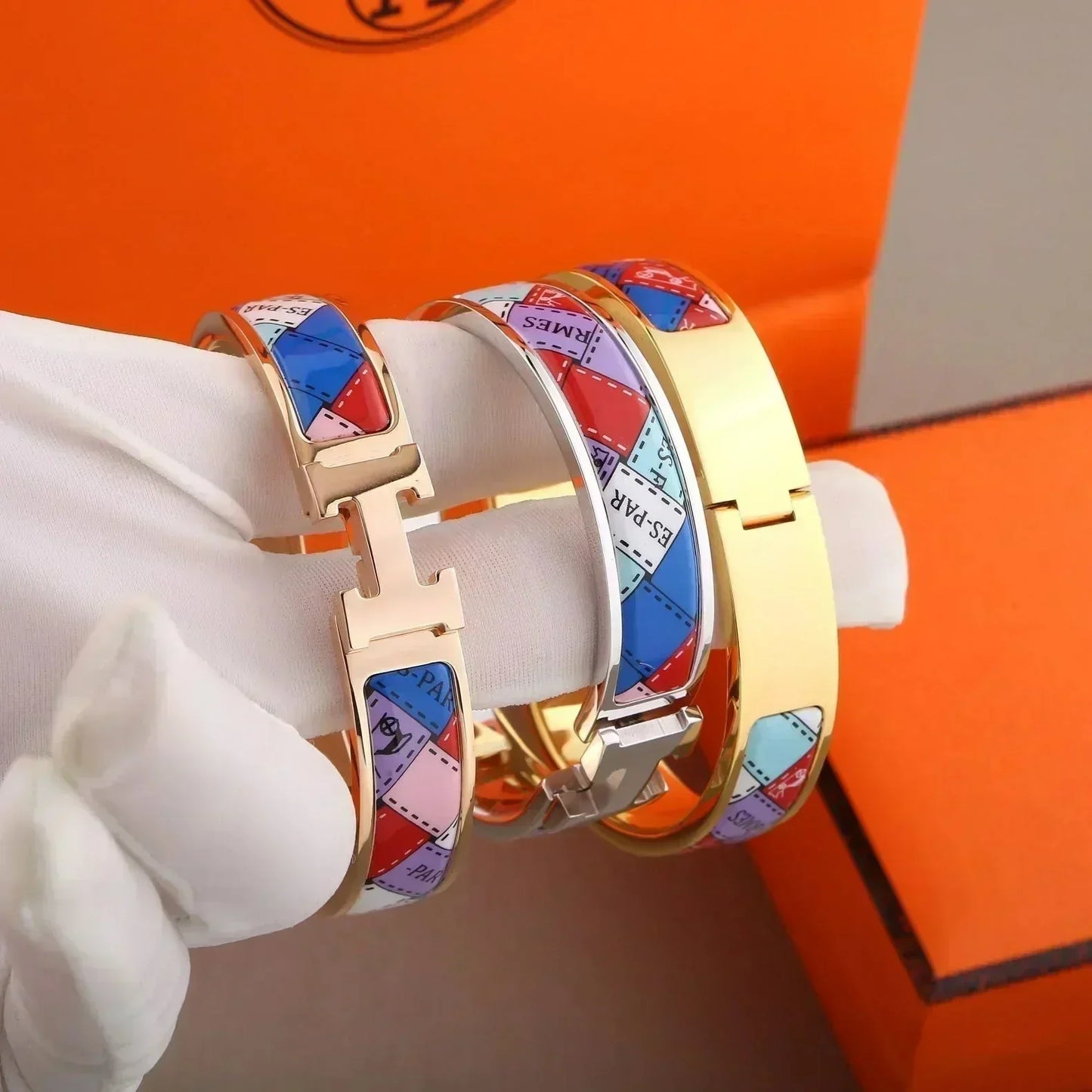 DIANA H BRACELET DOTTED BORDER 12MM