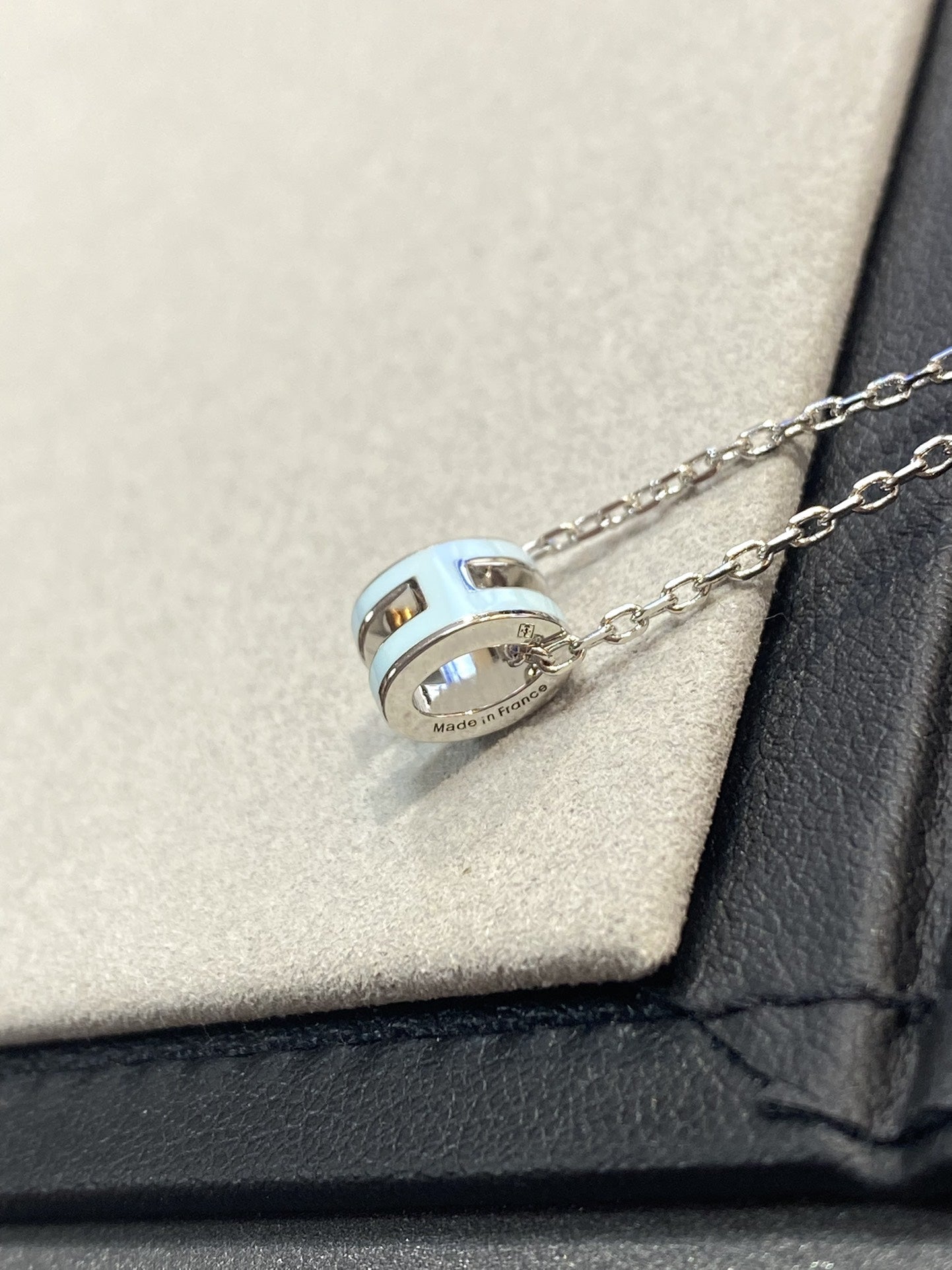 DIANA POP H LIGHT BLUE NECKLACE