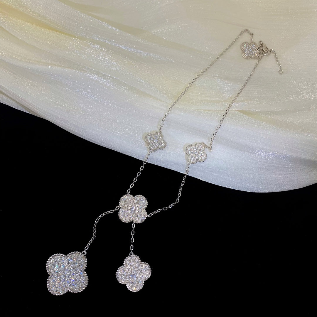 DIANA CLOVER 5 MOTIFS SILVER DIAMONDS NECKLACE