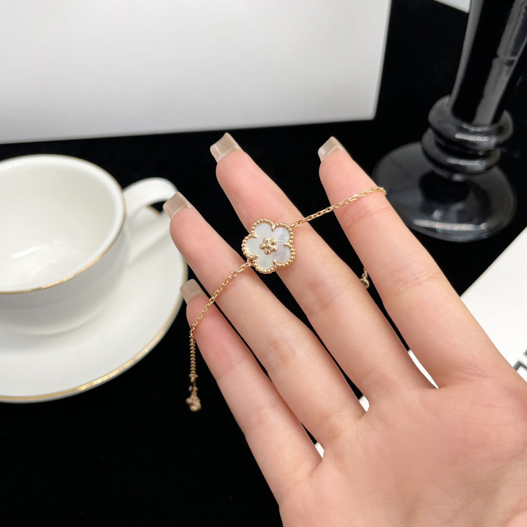 DIANA LUCKY SPRING ROSE GOLD MOP BRACELET