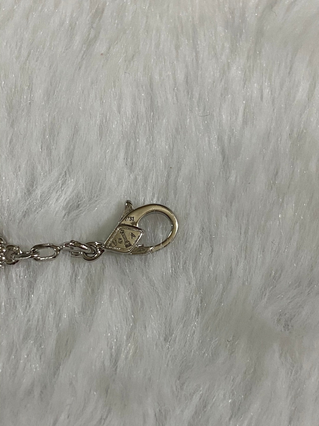DIANA CLOVER 1 MOTIF PIETERSITE BRACELET