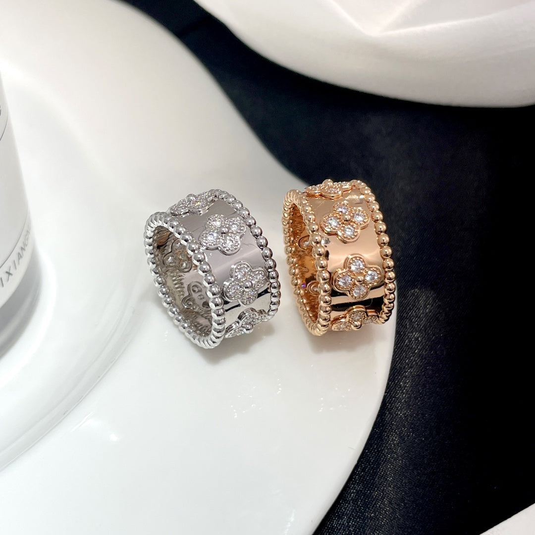DIANA PERLEE DIAMOND LARGE RING