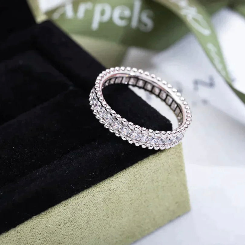 DIANA PERLEE DIAMOND SILVER RING