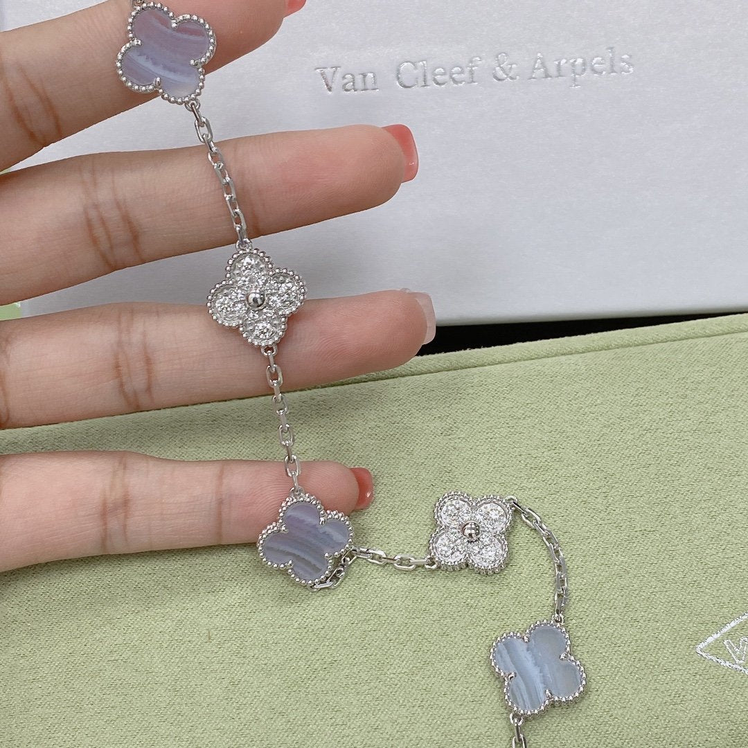 DIANA CLOVER  5 MOTIF DIAMOND PURPLE CHALCEDONY BRACELET SILVER