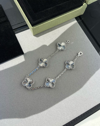 DIANA CLOVER SILVER 5 MOTIFS BRACELET
